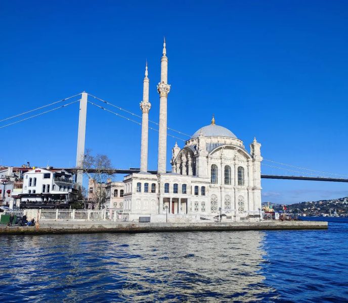 Čo vidieť a zažiť v Istanbule Ortaköy